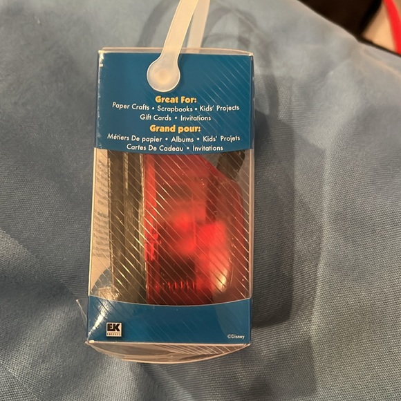 Disney Mickey Icon Punch - Picture 3 of 7